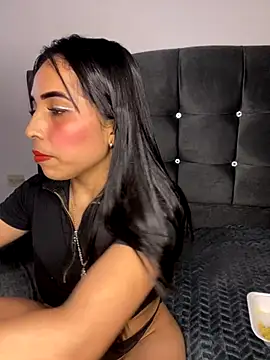 Rosa 25x online show from September 2025 01:06:01 PM