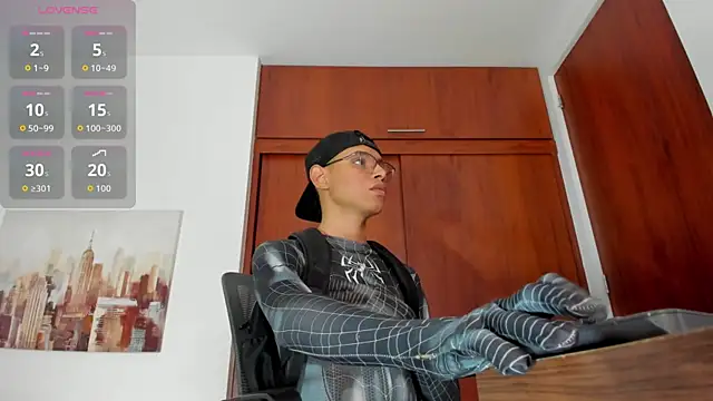 tristan gold online show from September 2025 11:01:02 PM