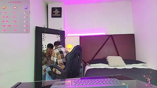 Lucass love online show from October 2025 01:22:02 PM