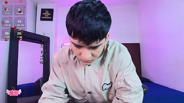 Lucass love online show from November 2025 04:32:01 PM