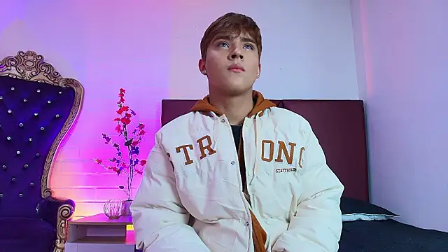 Lucass love online show from March 2026 01:12:01 PM