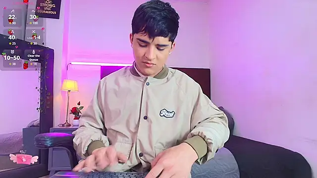 Lucass love online show from November 2025 04:29:01 PM