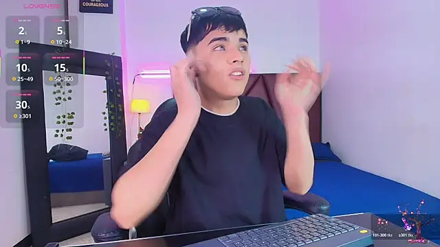 Lucass love online show from October 2025 04:41:02 PM