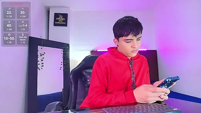 Lucass love online show from September 2025 01:38:02 PM