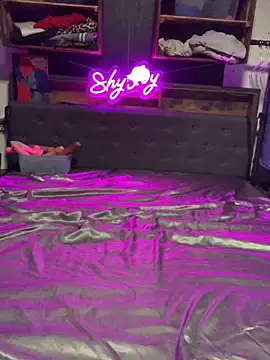 Shy Ivy online show from September 2025 09:47:02 PM