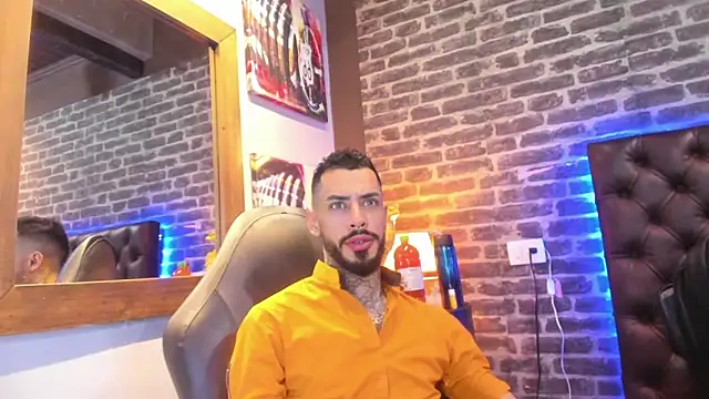 VinzenzRizzo online show from September 2025 04:25:01 AM