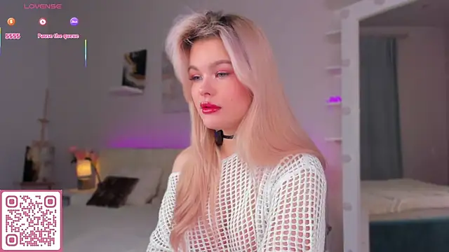 ShyEmma  online show from April 2026 01:07:01 AM