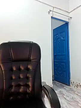 Bristy- online show from March 2026 03:04:01 PM