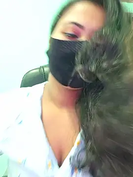 Bristy- online show from October 2025 04:00:02 AM