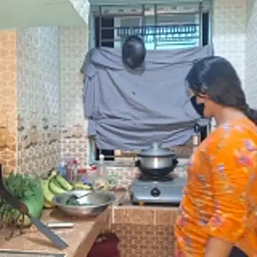 Bristy- online show from December 2025 12:17:02 PM