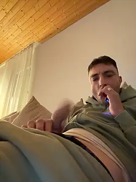 SemprePerverso online show from October 2025 06:05:01 PM