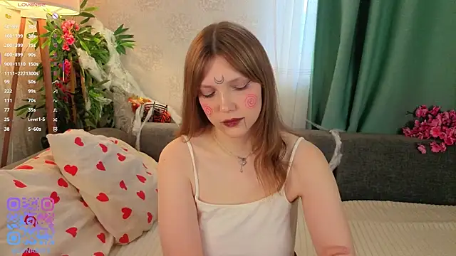 Lunabate online show from October 2025 05:04:02 AM