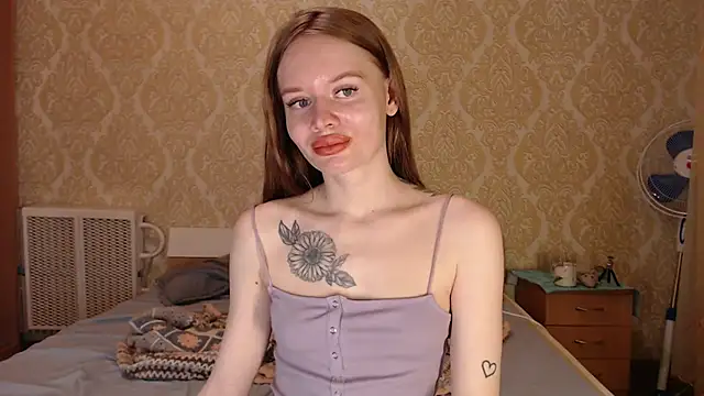 Kitkaat00 online show from April 2026 07:07:02 PM