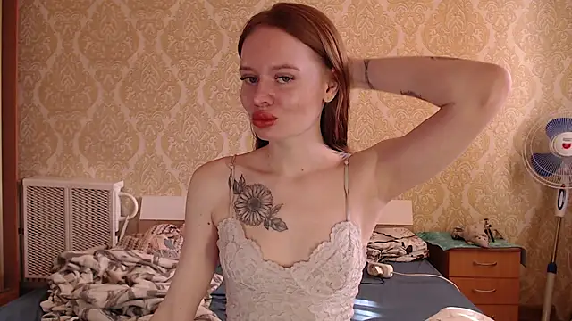 Snapshot of Kitkaat00 chatting on March 2026 01:23:01 PM Kitkaat00 online show from March 2026 01:23:01 PM