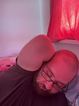 mrandmrsdarkside online show from April 2026 01:28:01 PM