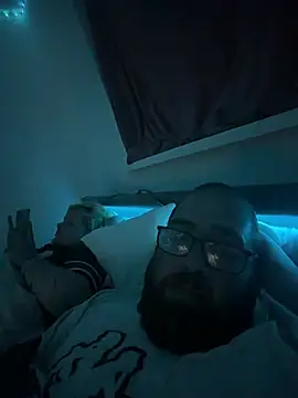 mrandmrsdarkside online show from April 2026 09:51:02 PM