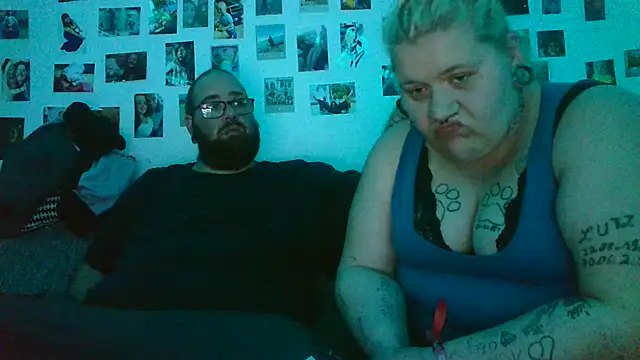 mrandmrsdarkside online show from March 2026 07:40:01 PM