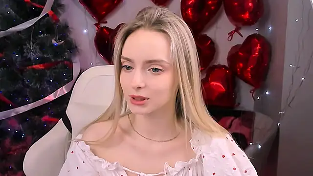 JuliaBrewwer online show from February 2026 04:07:02 PM