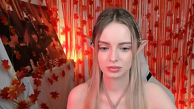 Snapshot of JuliaBrewwer chatting on October 2025 11:55:01 AM JuliaBrewwer online show from October 2025 11:55:01 AM