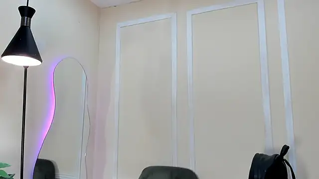 dulce fiore07 online show from December 2025 12:29:01 PM