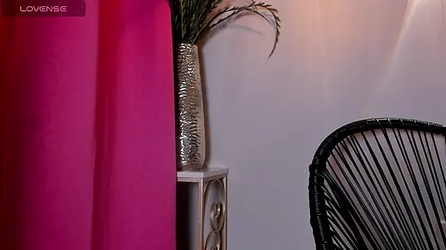 dulce fiore07 online show from November 2025 03:15:01 PM