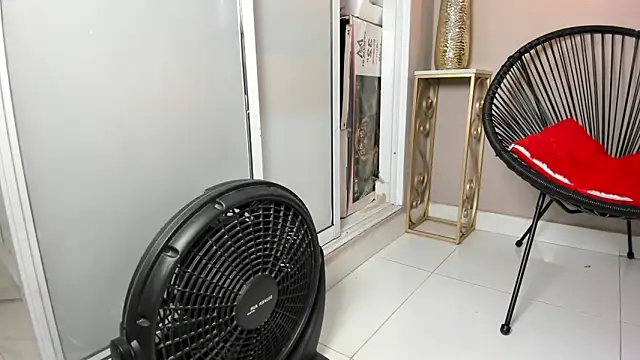 dulce fiore07 online show from September 2025 12:33:01 PM