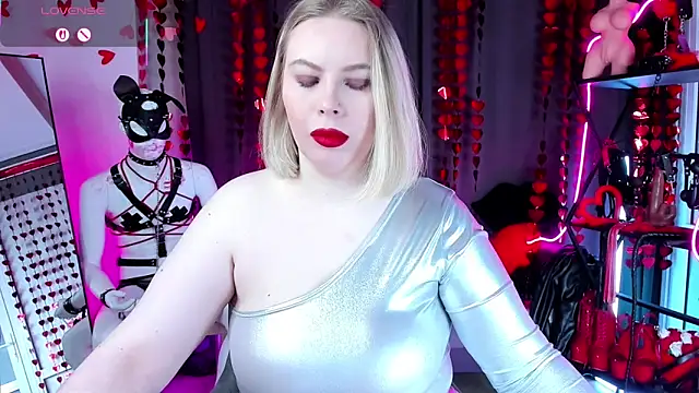 Anna Maxwell online show from February 2026 02:10:02 AM