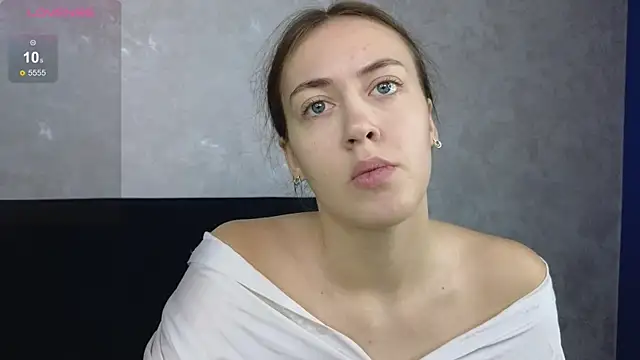 SaraMoren0 online show from September 2025 04:52:02 AM