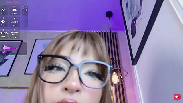 janetteJones  online show from April 2026 08:04:02 PM