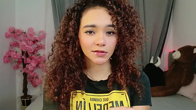 Snapshot of Taylor_Tina chatting on October 2025 05:31:02 AM Taylor Tina online show from October 2025 05:31:02 AM