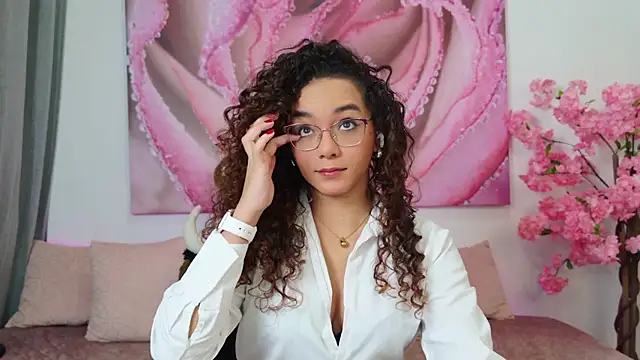 Snapshot of Taylor_Tina chatting on December 2025 07:07:02 AM Taylor Tina online show from December 2025 07:07:02 AM