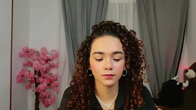 Snapshot of Taylor_Tina chatting on October 2025 09:54:01 AM Taylor Tina online show from October 2025 09:54:01 AM