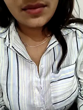 Snapshot of MISS_RIYA14 chatting on September 2025 06:20:02 AM MISS RIYA14 online show from September 2025 06:20:02 AM