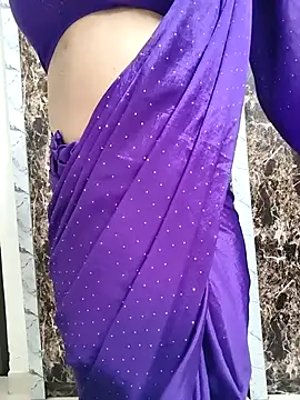Snapshot of MISS_RIYA14 chatting on September 2025 03:23:01 AM MISS RIYA14 online show from September 2025 03:23:01 AM