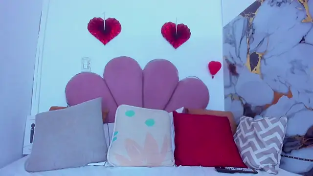 minnari online show from February 2026 08:09:01 PM