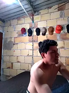 Snapshot of douglaszaens chatting on October 2025 05:23:02 PM douglaszaens online show from October 2025 05:23:02 PM