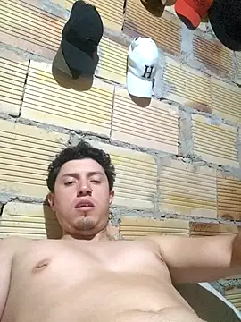 Snapshot of douglaszaens chatting on November 2025 02:10:02 PM douglaszaens online show from November 2025 02:10:02 PM