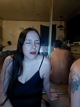 Shy Naughty Girl online show from April 2026 03:42:01 AM