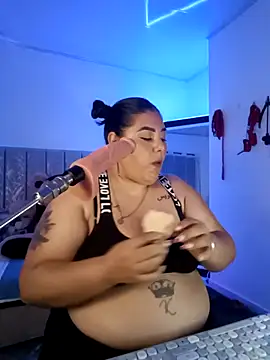 AndreaKinky online show from November 2025 08:18:02 AM