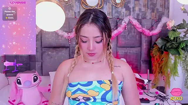 PatyLawrence online show from November 2025 04:57:02 AM