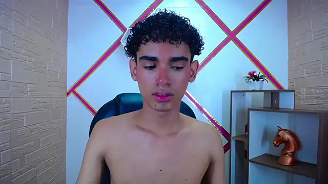 Blake Mils online show from November 2025 06:52:01 PM