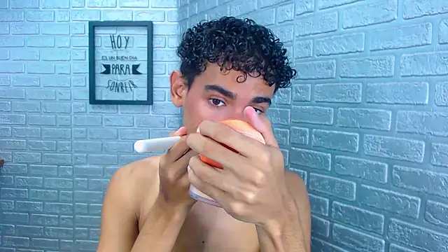 Blake Mils online show from February 2026 07:02:02 PM