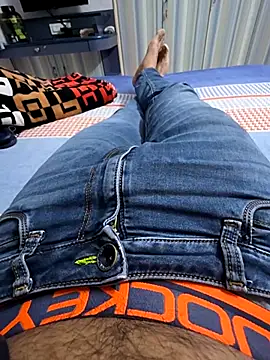 Snapshot of black-beast123 chatting on November 2025 01:45:02 PM black-beast123 online show from November 2025 01:45:02 PM