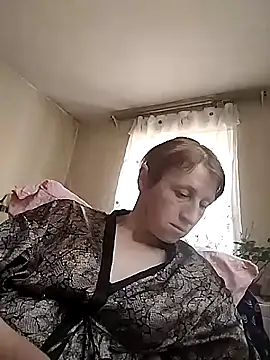 Flower2931 online show from May 2026 11:04:01 AM