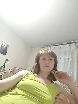 Flower2931 online show from May 2026 06:46:02 PM
