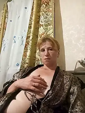 Flower2931 online show from September 2025 07:28:02 PM