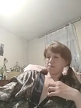 Flower2931 online show from May 2026 07:17:01 PM
