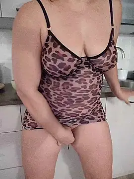 BigAssMom  online show from November 2025 02:53:01 PM