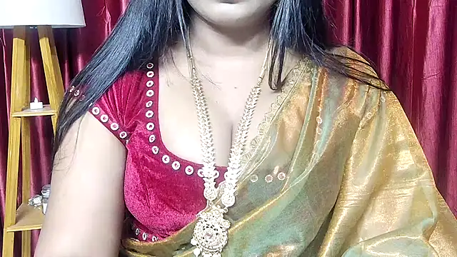 Webrowncouple online show from November 2025 03:17:01 PM