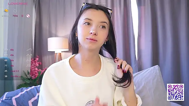 DaisyBlaze online show from March 2026 04:56:02 AM